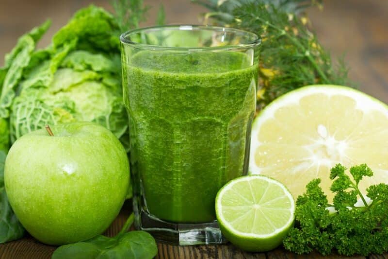 Green Smoothie - das Rezept für frischen Saft aus Obst und Gemüse